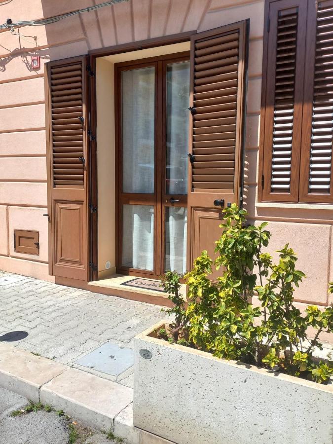 B&B Love The Sea Isola delle Femmine Esterno foto